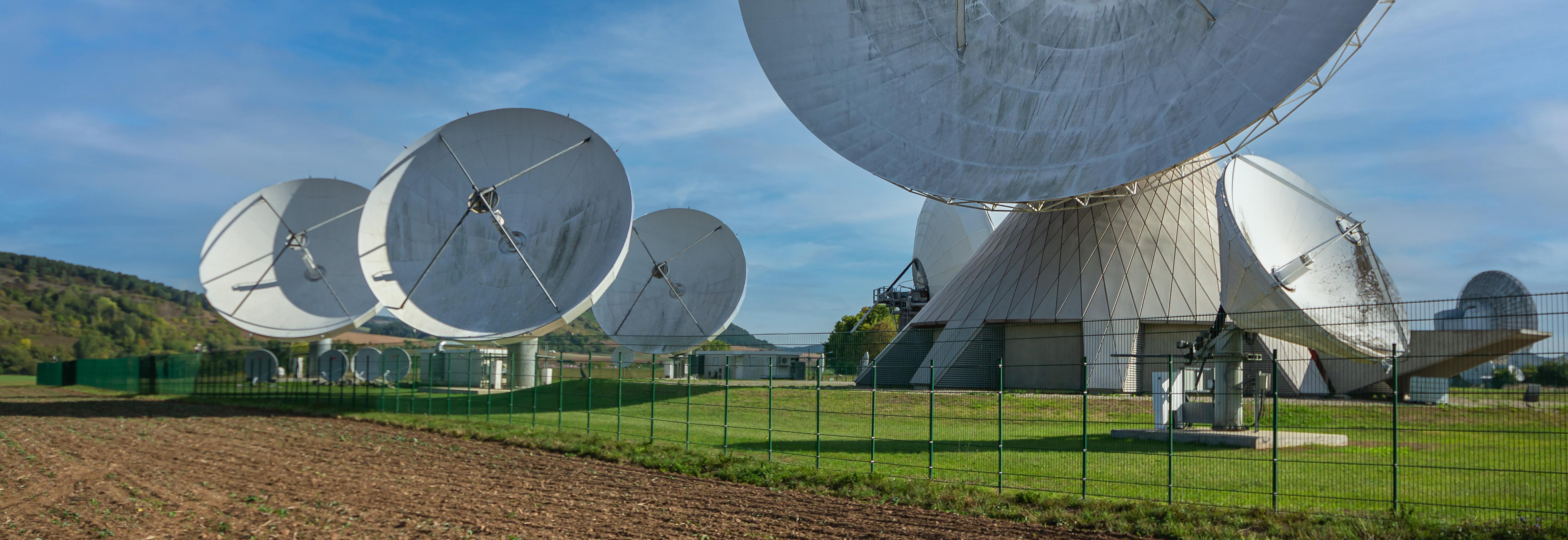 Log Periodic Dipole Antenna